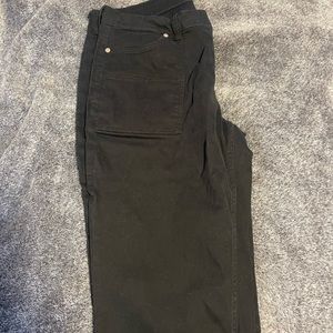 Womens Black Cargo Pant, Never Worn
